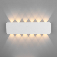 Настенный светильник Angle 40139/1 LED белый Eurosvet